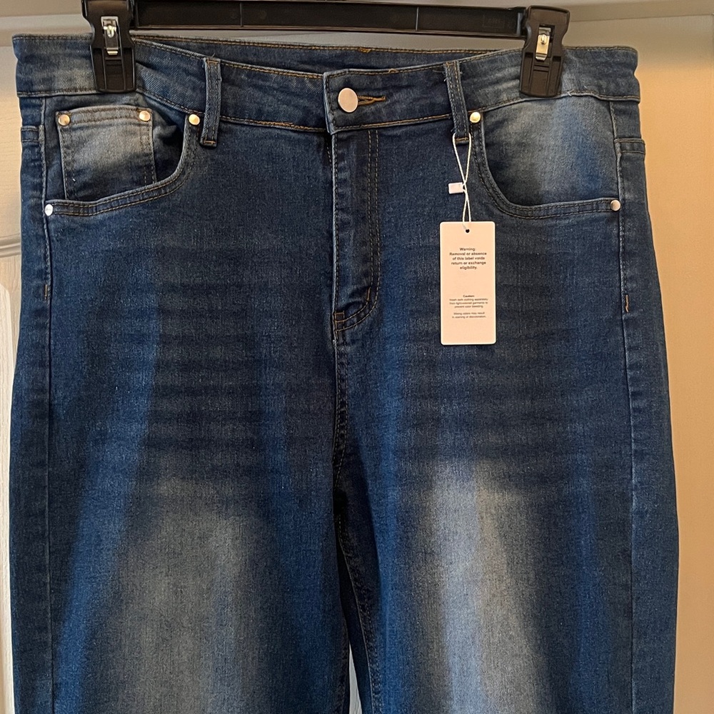 High-Rise Dark Blue Wide-Leg Women’s Jeans